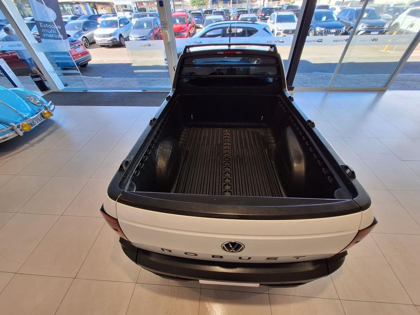 Volkswagen Saveiro Robust Cabine Simples 1.6 Flex Manual